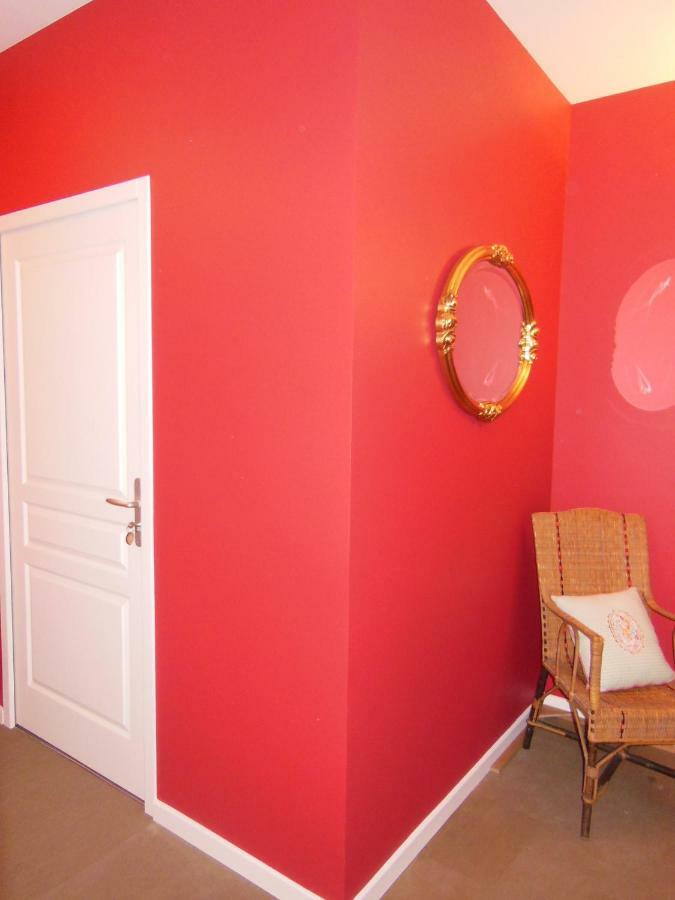 Les Fontenottes Bed and Breakfast Besançon Esterno foto